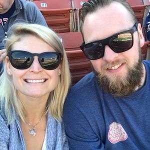 Meet your Posher, Paige